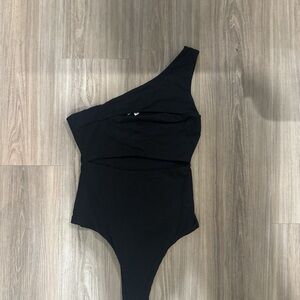 Superdown Elegant Black Bodysuit